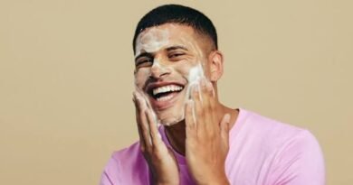 Review Face Wash Pria untuk Kulit Berminyak: Worth It Dibeli atau Cuma Gimmick?