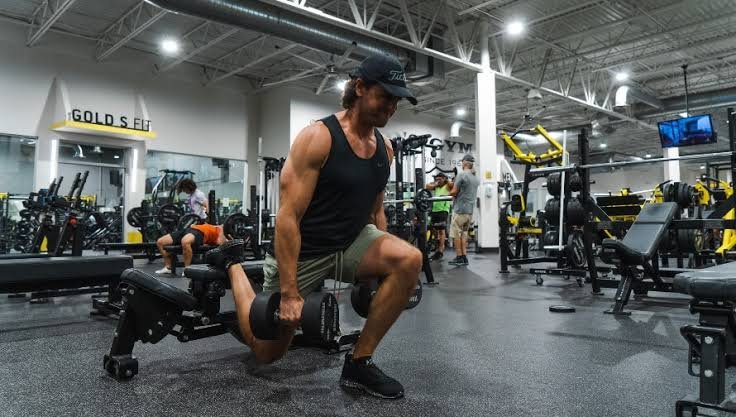 7 Istilah Gym yang Wajib Pria Tahu Biar Gak Kelihatan Kebingungan