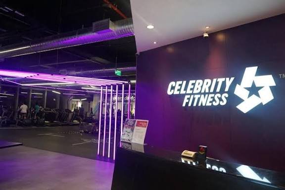Celebrity Fitness vs Gym Biasa: Apa yang Membuatnya Berbeda?
